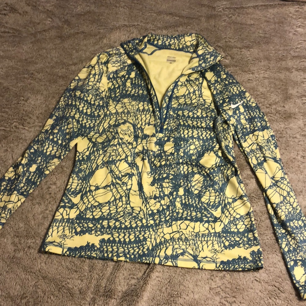 Nike Pro 1/2 Zip long sleeve pullover